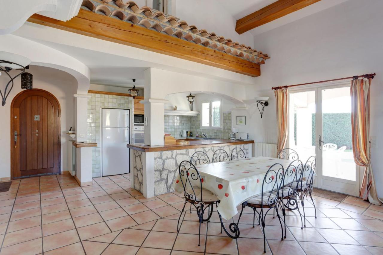 Villa De Charme, 8 Pers, Climatisee, Piscine Chauffee, Calme Garanti Roquebrune-sur-Argens Buitenkant foto